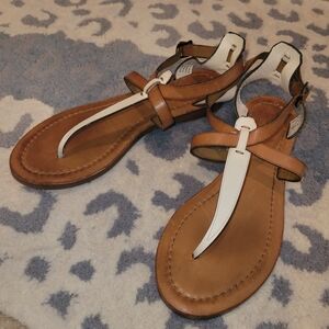 Frye Tan and White Women's Sandals Sz 7/7.5